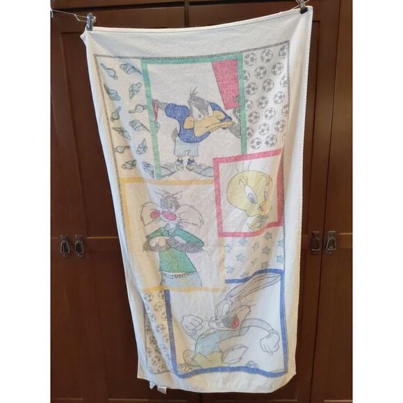 Vintage 2000 Looney Tunes Tweety Sylvester Daffy Duck Bugs Bunny Beach Towel - Picture 13 of 13